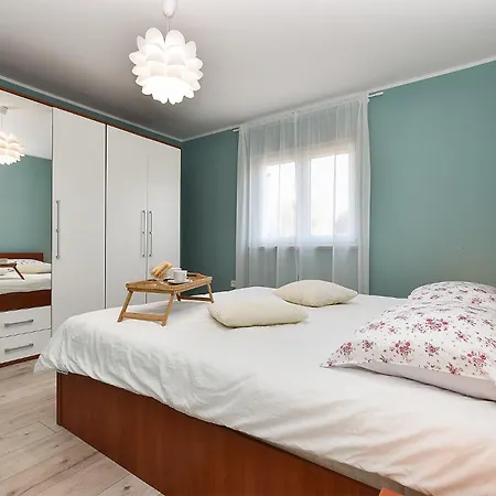 Luka 1481 Apartment Medulin