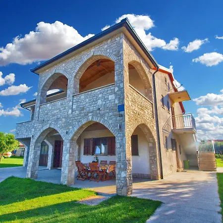 Apartment Luka 1481 Medulin