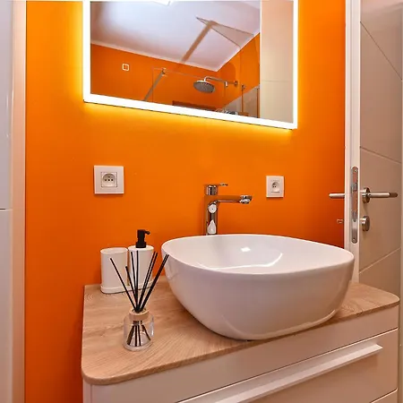 Apartman Luka 1481 *