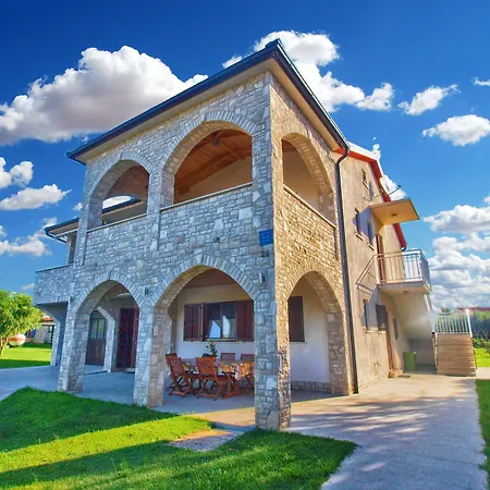 Luka 1481 Апартаменты